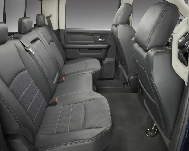 Dodge Ram 1500 пікап — 23