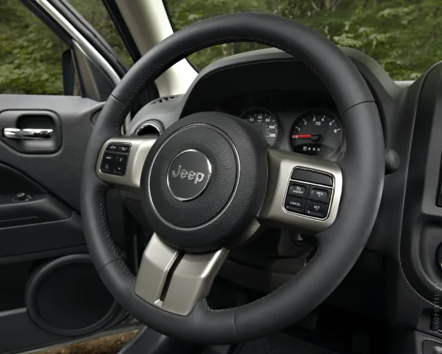 Jeep Patriot 2011 crossover — 2