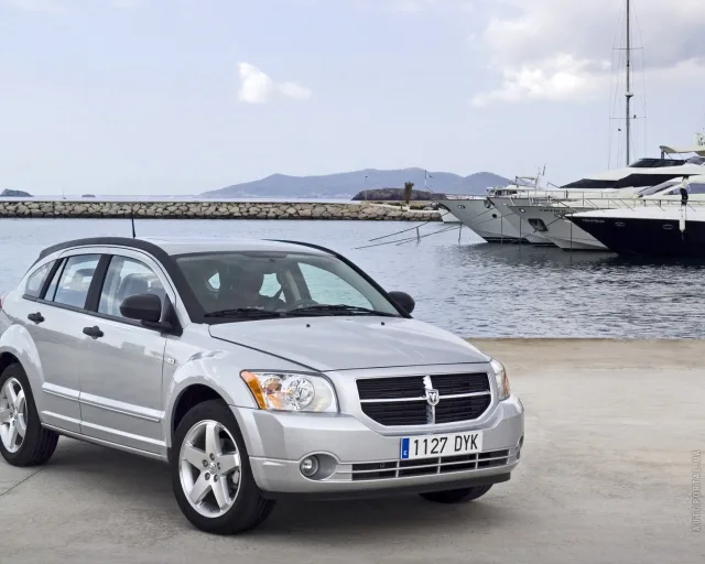 Dodge Caliber (Додж Калибер) кроссовер — 21