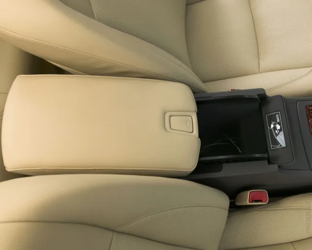 Lexus ES 2006 седан — 8