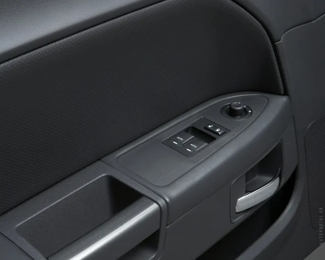 Dodge Challenger (Додж Челенджер) купе — 9