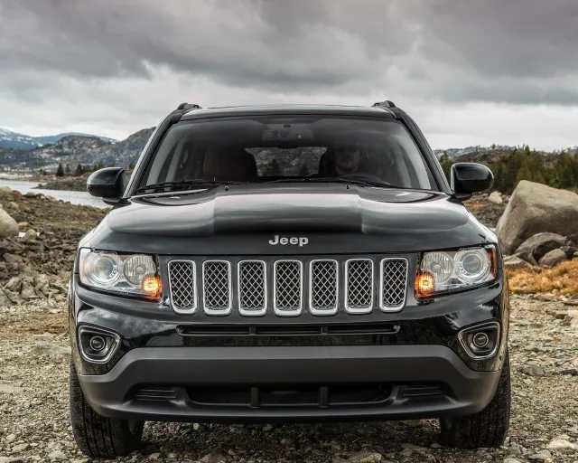 Jeep Compass 2.0 AT North — 8