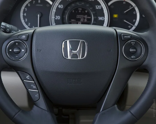 Honda Accord 2012 sedan — 6