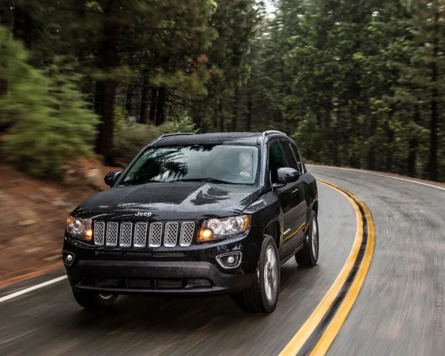 Jeep Compass 2.0 AT North — 15