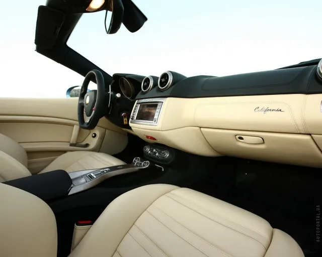 Ferrari California (Феррари Калифорния) купе-кабриолет — 3