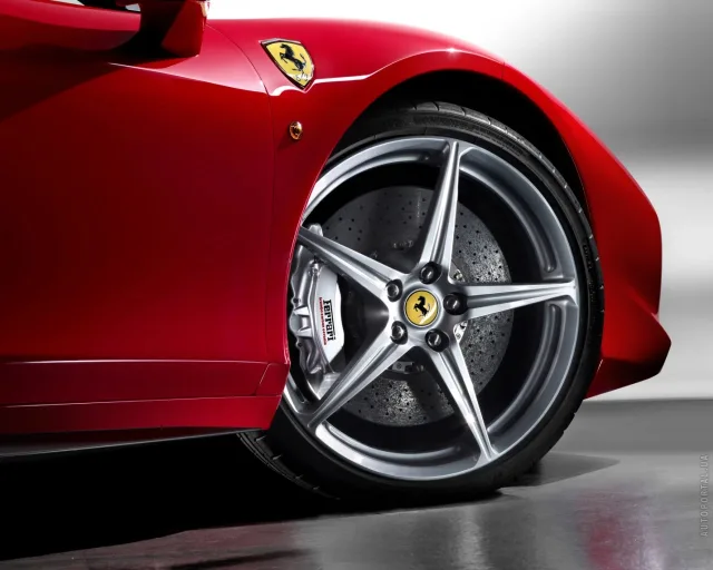 Ferrari 458 Italia купе — 13
