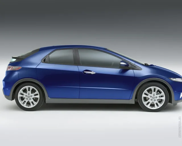 Honda Civic 2009 хетчбек — 11