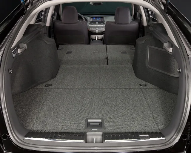 Honda Crosstour кросовер — 23
