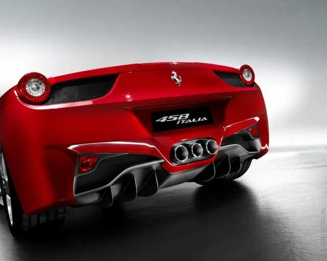 Ferrari 458 Italia купе — 12
