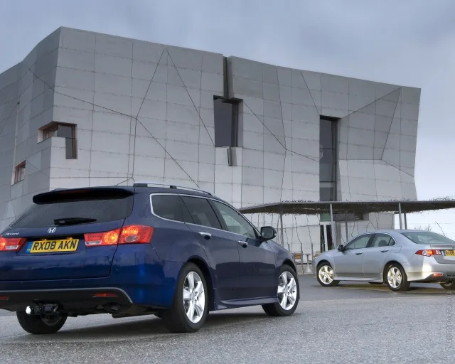 Honda Accord Tourer 2008 station wagon — 18