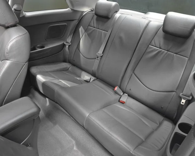 KIA Cerato Koup 2009 купе — 21