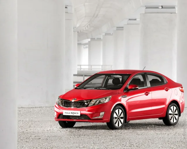 KIA Rio 2012 седан — 24