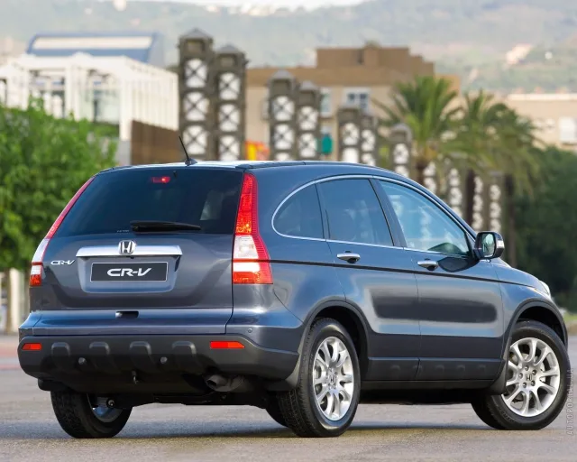 Honda CR-V кросовер — 17
