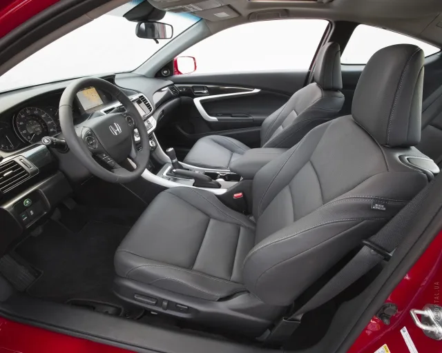 Honda Accord Coupe 2012 (Хонда Аккорд Купе) купе — 2