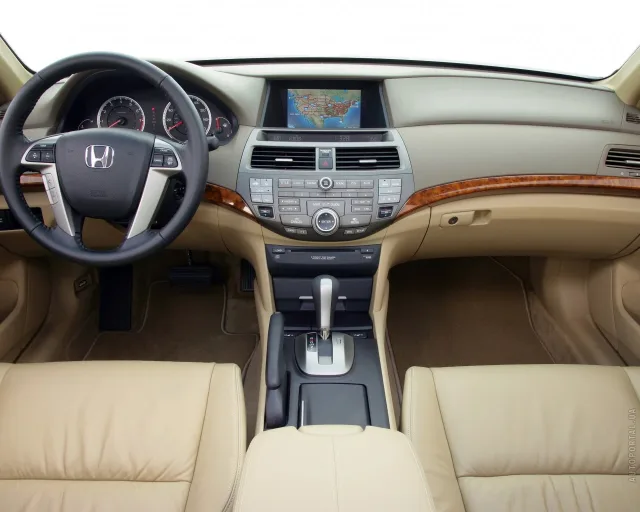 Honda Accord USA sedan — 4