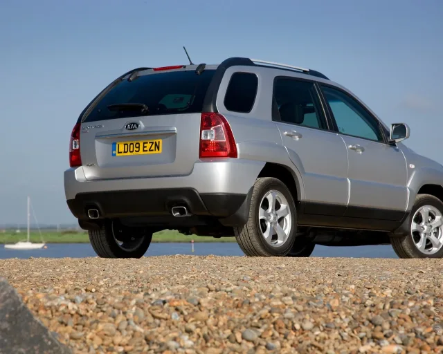 KIA Sportage 2.0D AT 4x4 base+ — 16