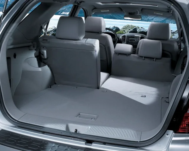 KIA Sorento 2.5D MT mid — 12