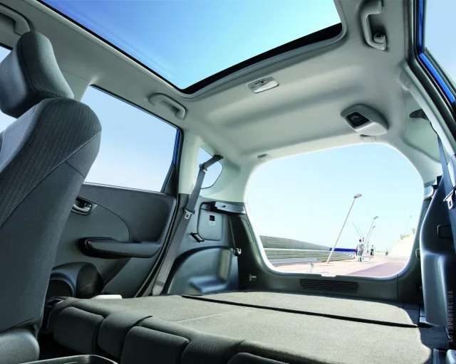 Honda Jazz 2011 microvan — 2