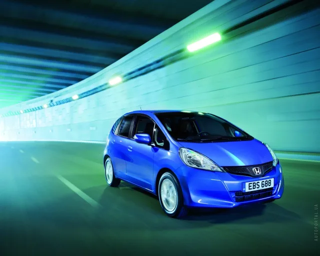 Honda Jazz 2011 microvan — 18