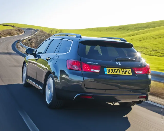 Honda Accord Tourer 2.4 AT Type S — 2