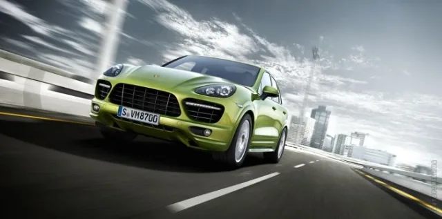 Porsche Cayenne GTS кросовер — 22