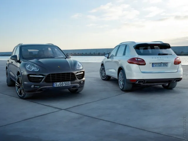 Porsche Cayenne 2010 кросовер — 7