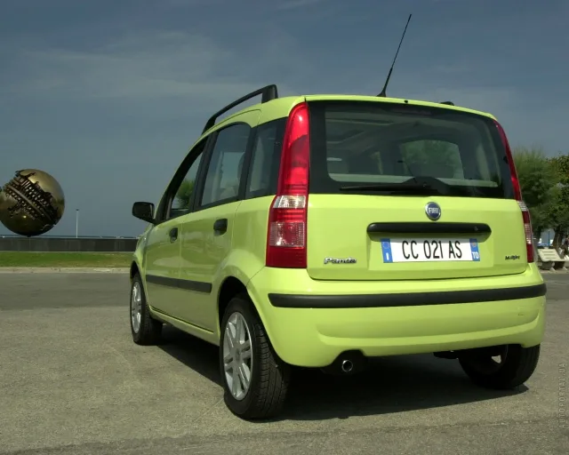 Fiat Panda 1.2 AT Dinamic — 25