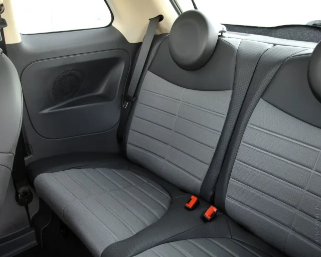 Fiat 500 3-door hatchback — 15