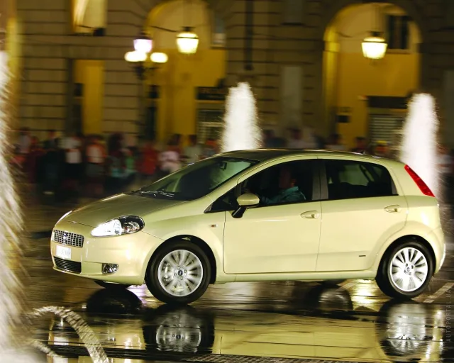 Fiat Grande Punto 5dr hatchback — 21