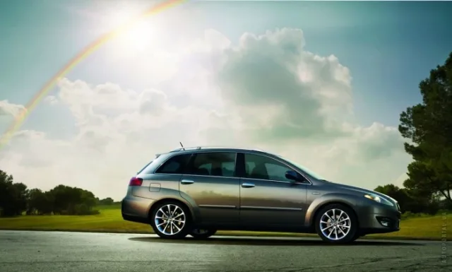 Fiat Croma універсал — 10
