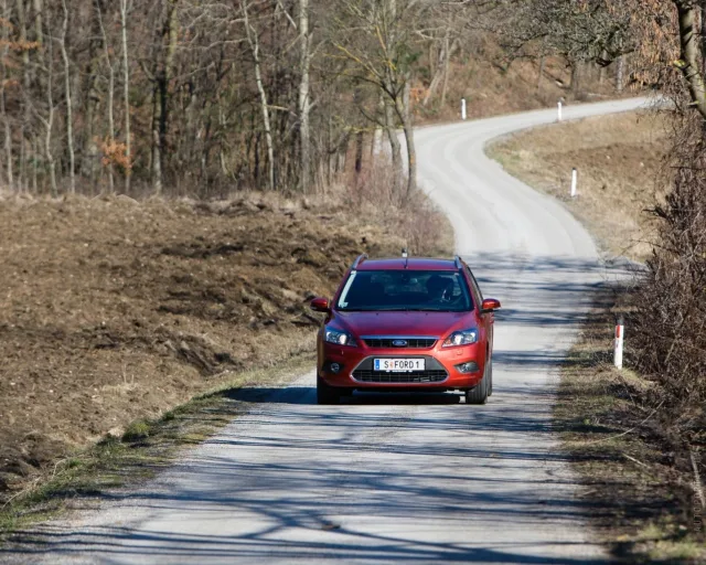 Ford Focus 1.6D MT Trend+ — 21