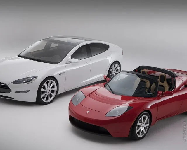 Tesla Model S (40 kW/h) AT — 13
