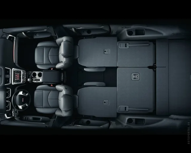 GMC Acadia кросовер — 14