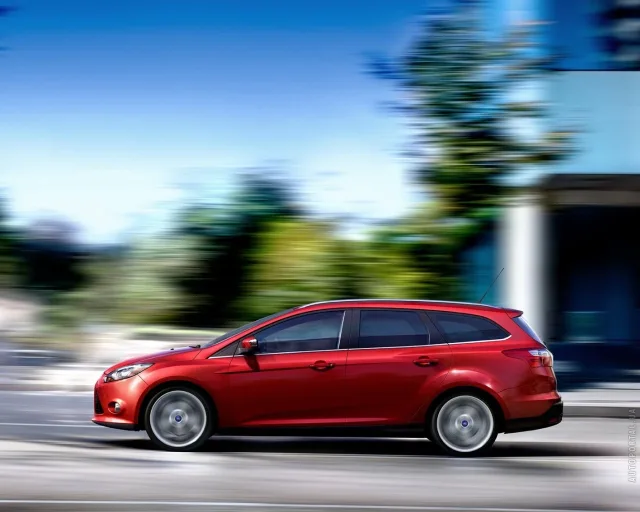 Ford Focus SW 1.6 AT Trend Plus — 8