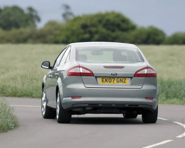 Ford Mondeo 2.0 MT Titanium — 24
