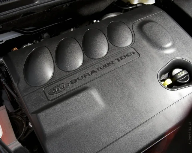 Ford Kuga 2008 crossover — 8