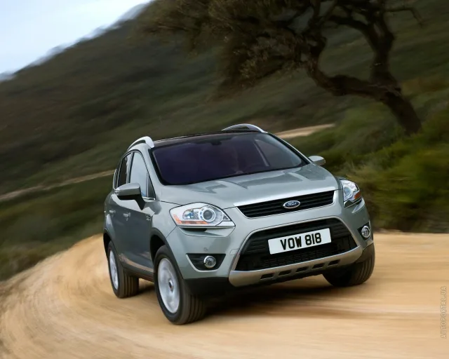 Ford Kuga 2008 crossover — 16