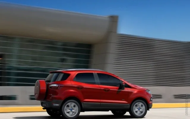 Ford EcoSport 2012 кросовер — 25