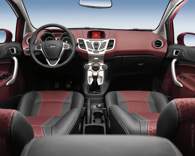 Ford Fiesta 2008 хетчбек — 6