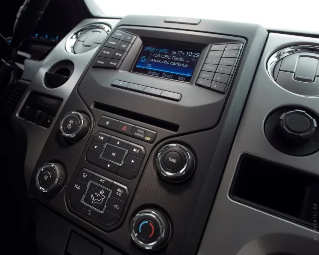 Ford F-150 Raptor 6.2 AT — 2