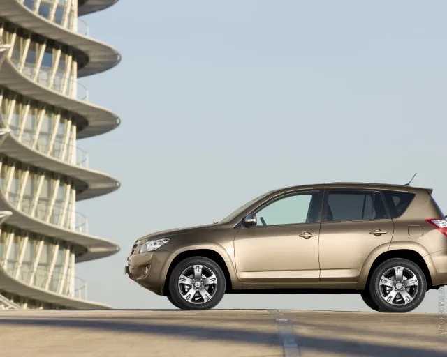 Toyota RAV4 2009 (Тойота РАВ4) кроссовер — 14