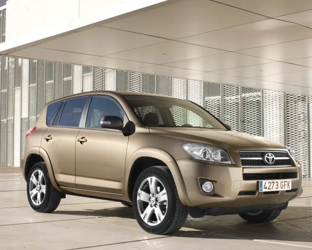 Toyota RAV4 2009 (Тойота РАВ4) кроссовер — 15