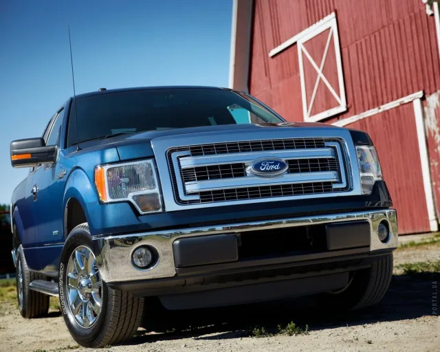 Ford F-150 Raptor 6.2 AT — 9