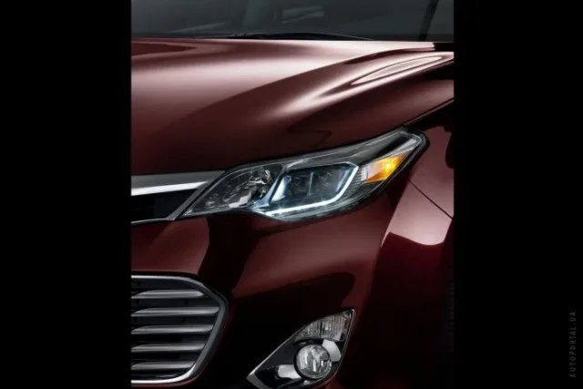 Toyota Avalon 2012 седан — 13