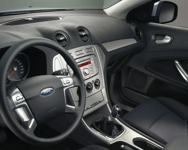 Ford Mondeo 2007 (Форд Мондео) хэтчбек — 20
