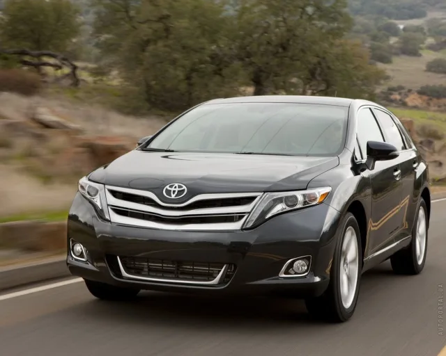 Toyota Venza 2.7 AT Premium 4WD — 17