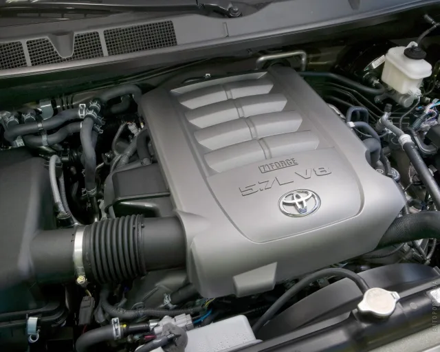 Toyota Sequoia позашляховик — 17