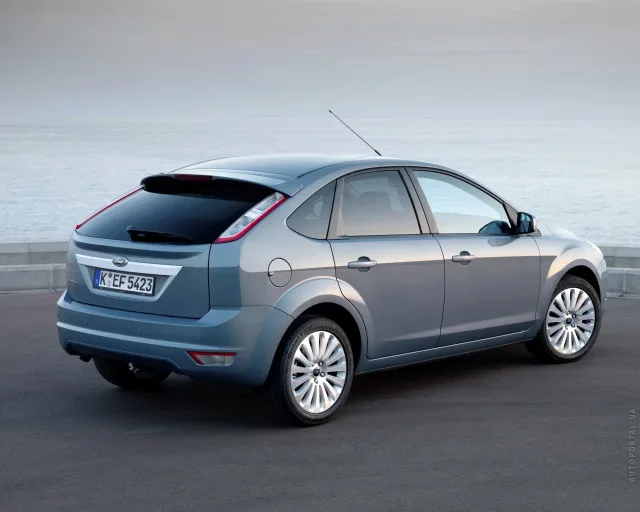 Ford Focus 2008 (Форд Фокус) 5-ти дверный хэтчбек — 18