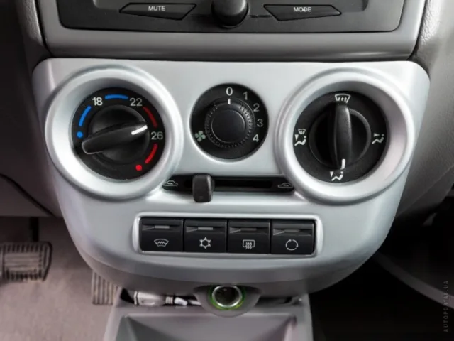 Lada Kalina 1.6 (106 hp) MT 051 41 — 7