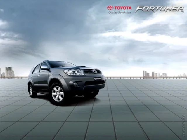 Toyota Fortuner (Тойота Фортунер) внедорожник — 7